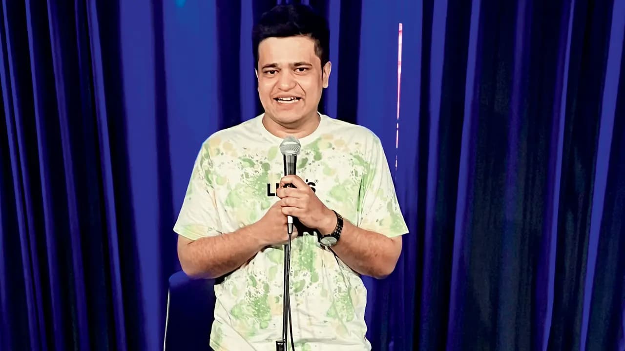 From Bandra adda to stage: Nathan Gomes finds his comic voice